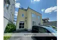 B-HOUSE