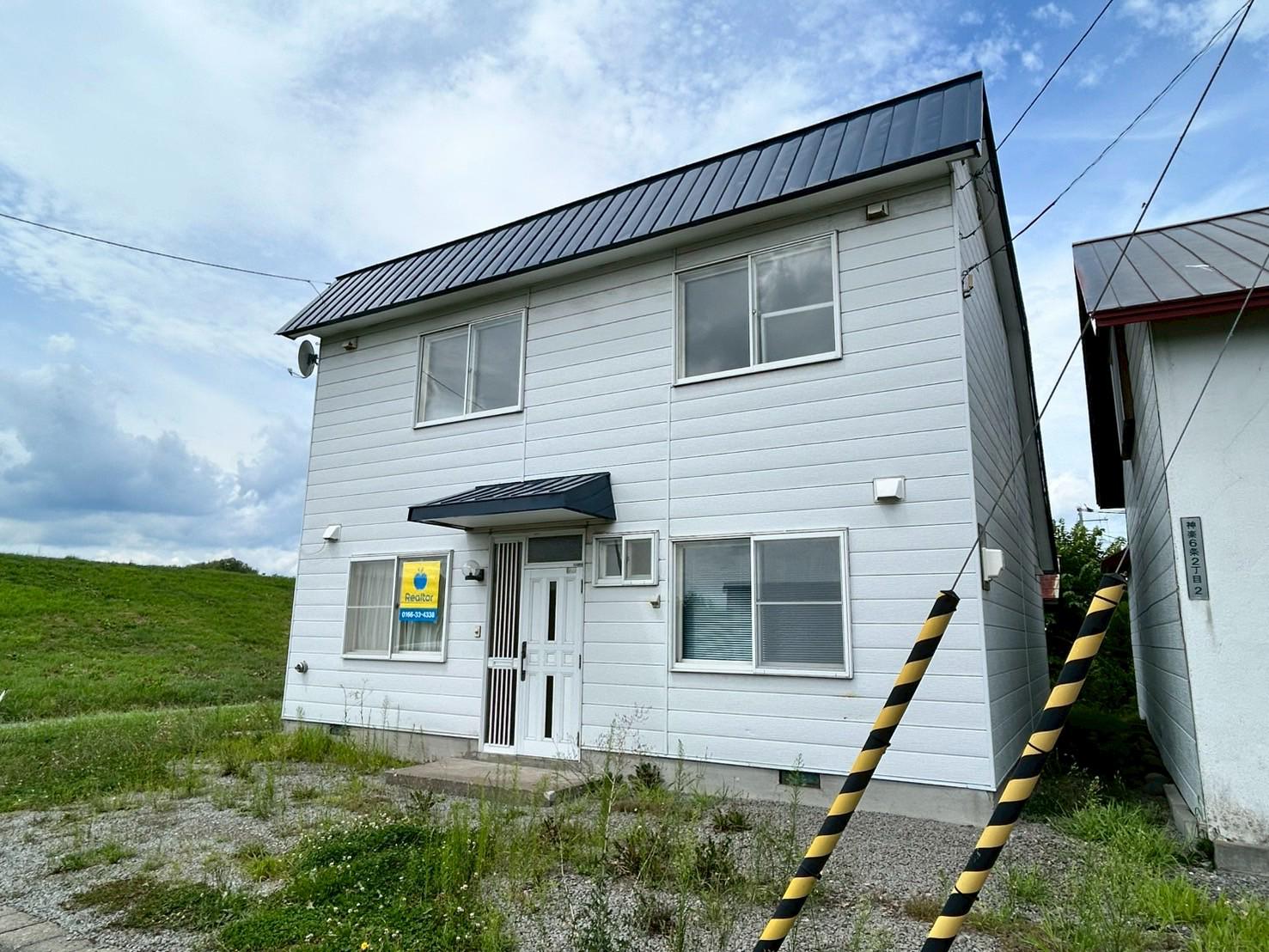 北海道旭川市神楽六条2丁目の戸建賃貸