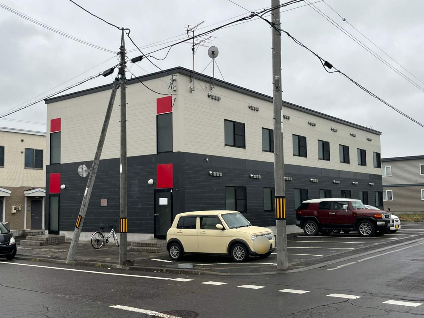 レオパレススズラン