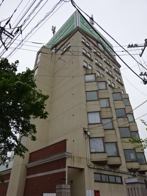 クリスタルハイツ