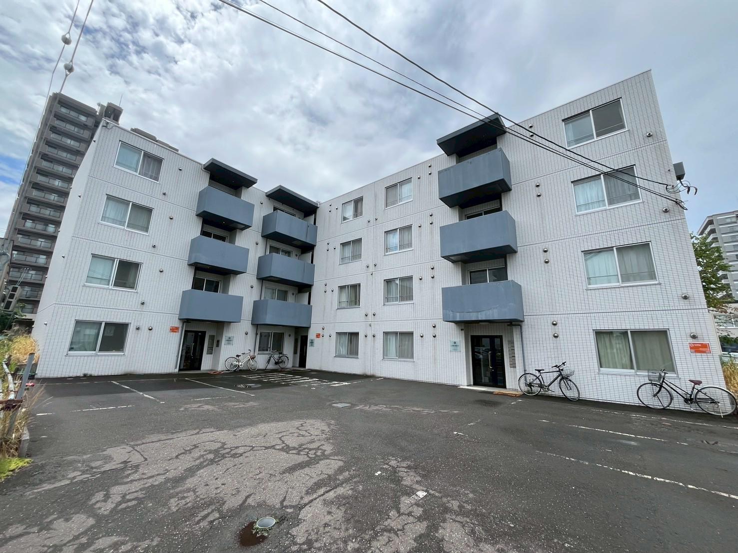 パークウエストA