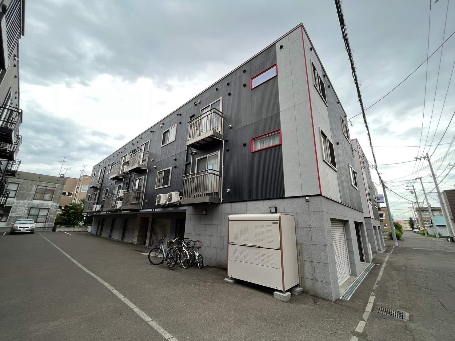 シンセリティ八軒