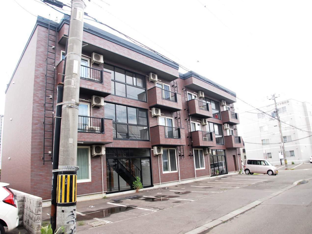 ブラウン厚別西