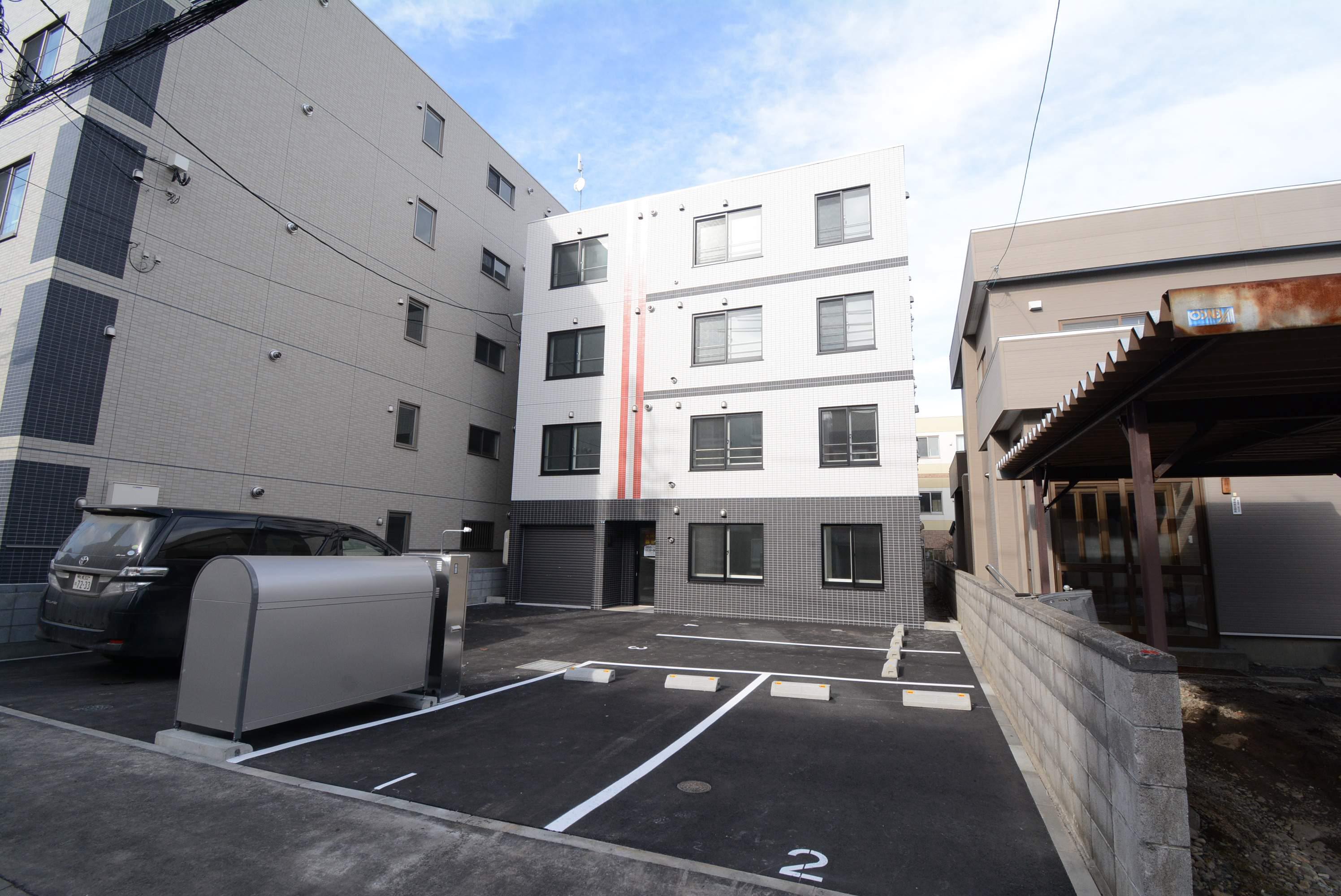 ラグジースペース美園