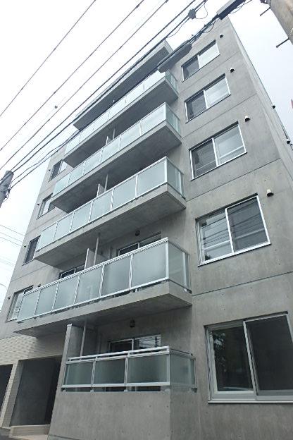 ROSE WOOD NAKANOSHIMA