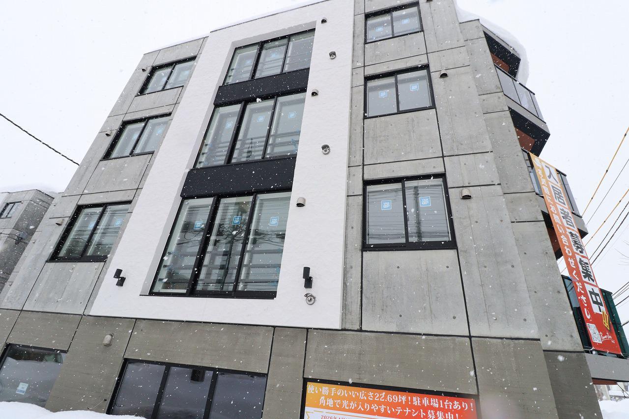 ラ・シュエット栄通D