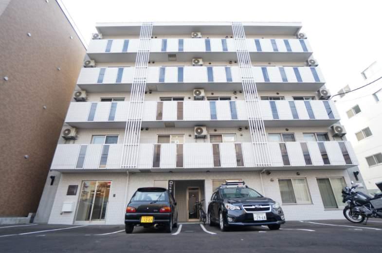 グランオルセー北大前