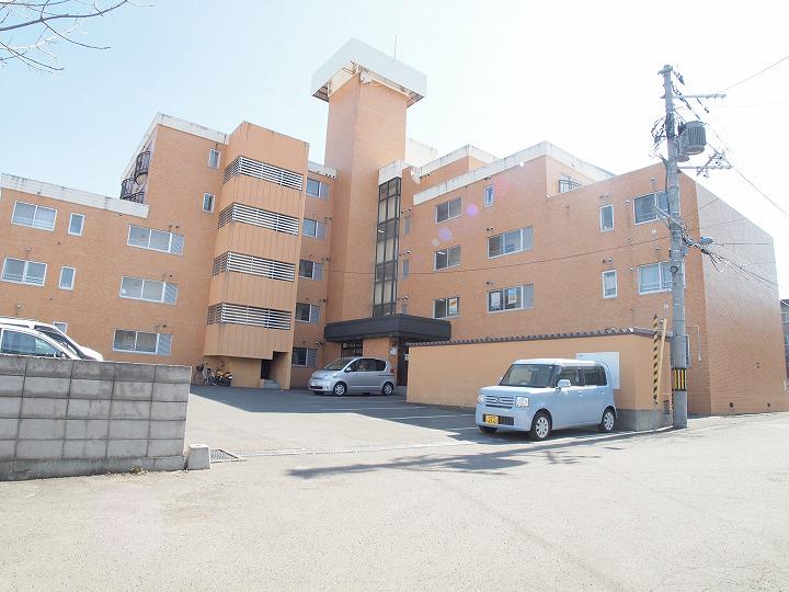 BEVERLY HOUSE II