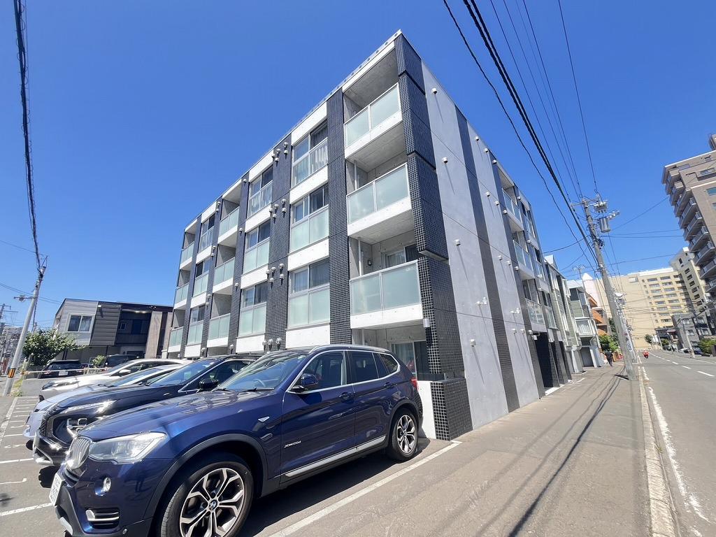 北海道札幌市中央区南五条西16丁目の建物