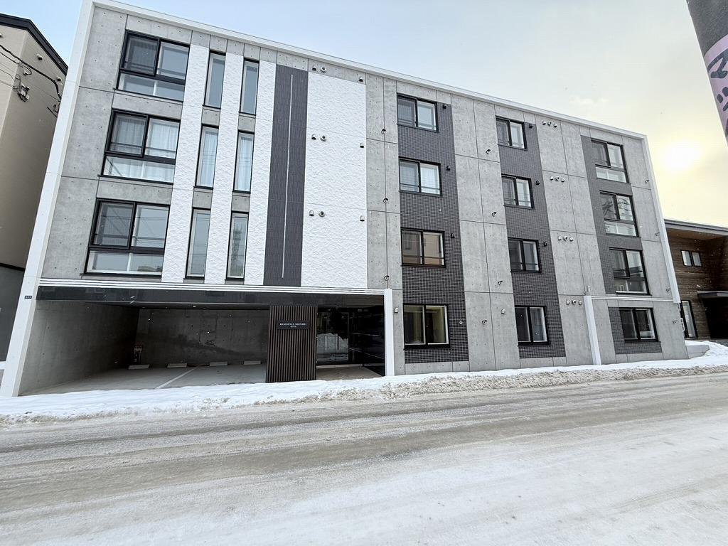 RESIDENCE SHINMEI 北円山