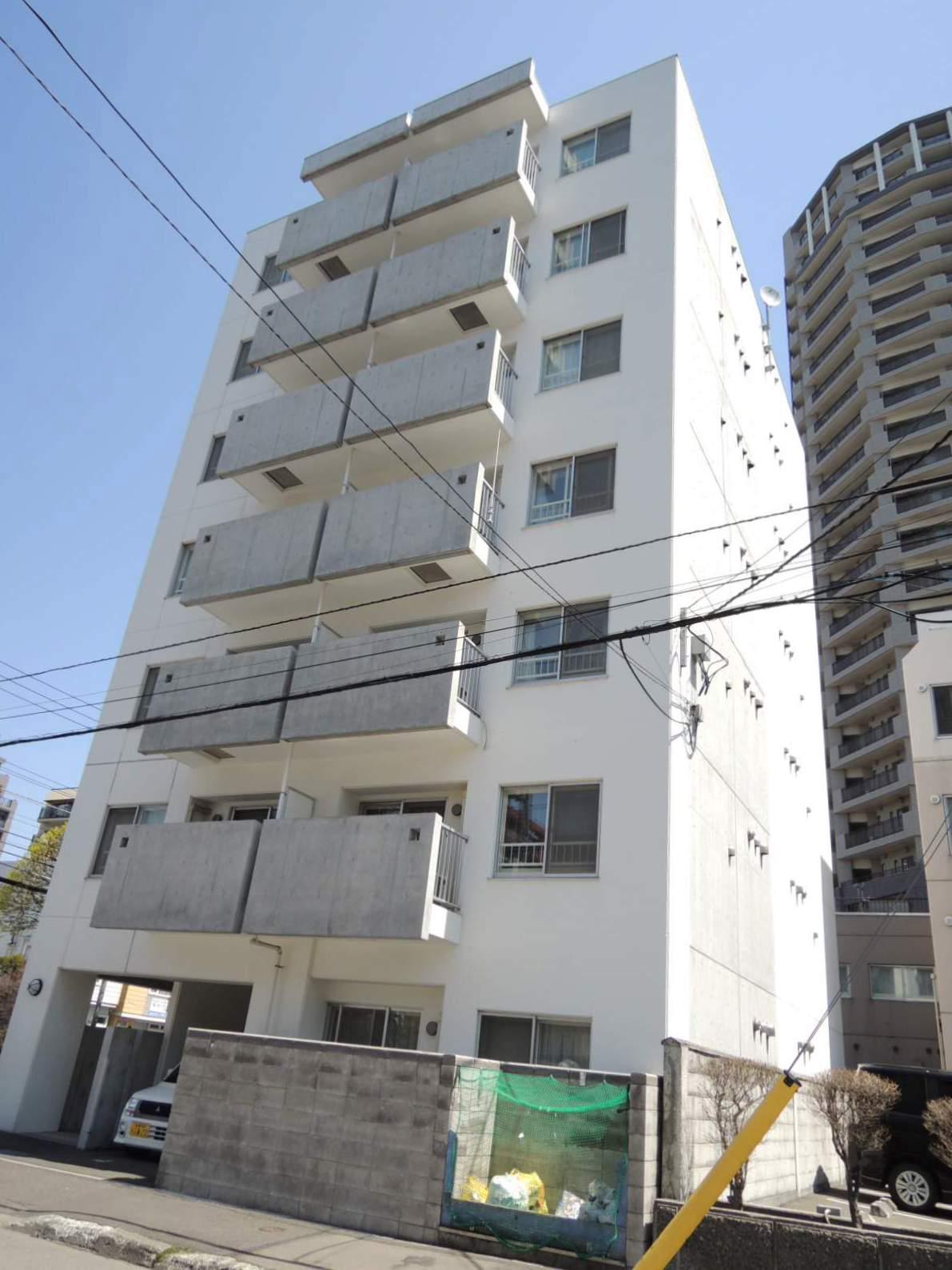 ブラントゥール伏見