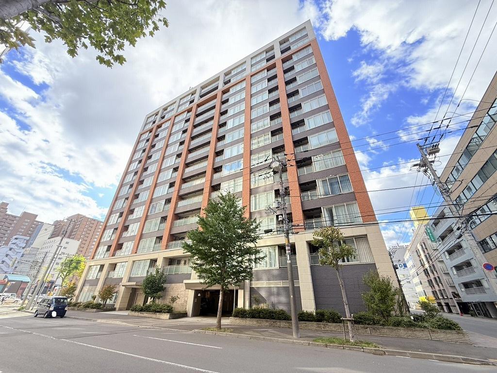 プライムメゾン南2条(1LDK/13階)