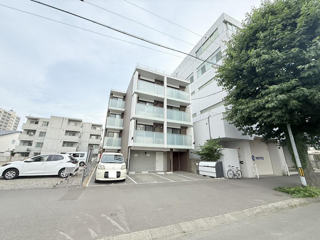 コートロティN9