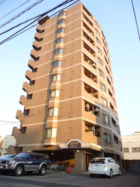 パークヒルズ中央411