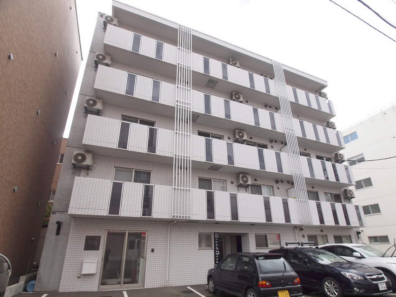 グランオルセー北大前