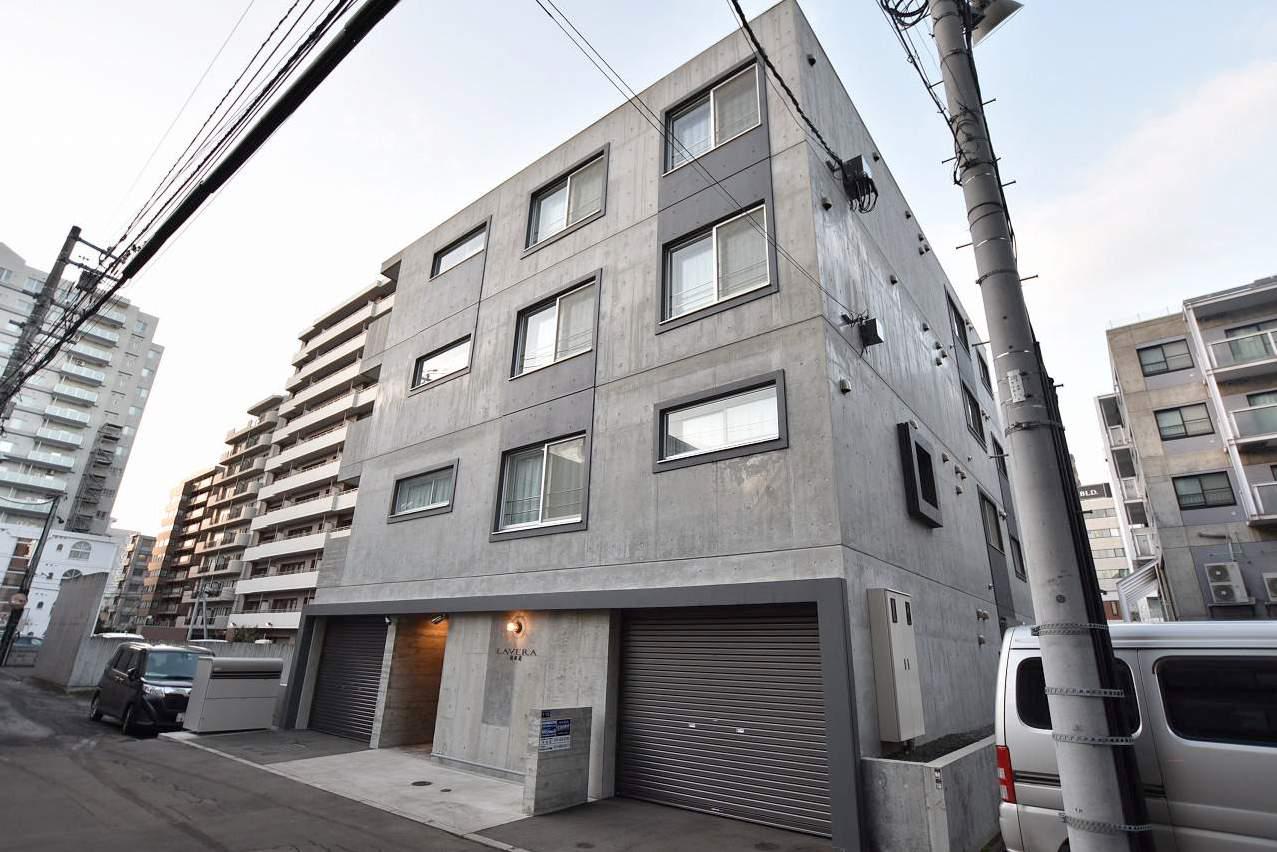 ラヴェーラ裏参道