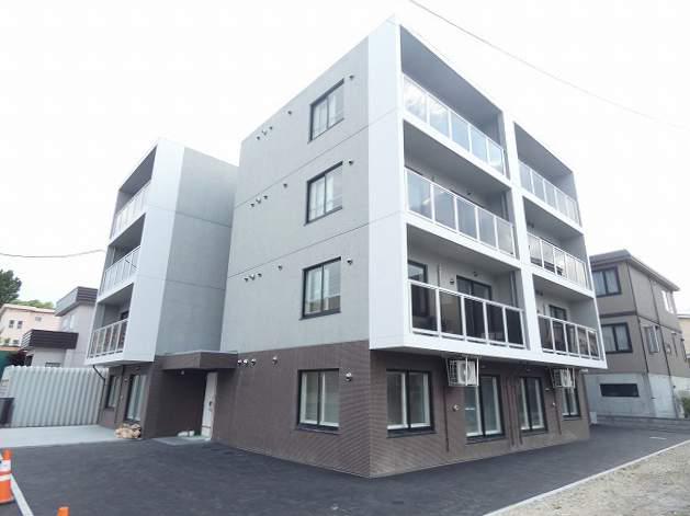 カ ル メ ネ ー ル N 19