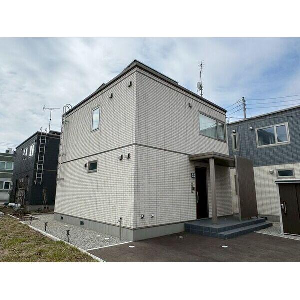 北海道札幌市東区 2階建 築2年
