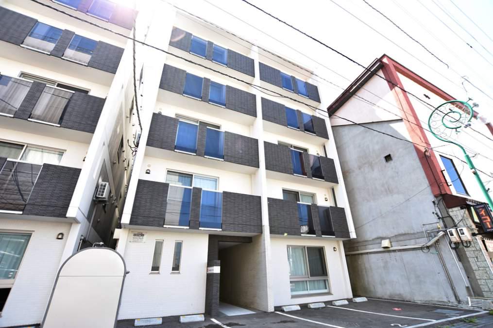 MIA MOGLIE OTARU