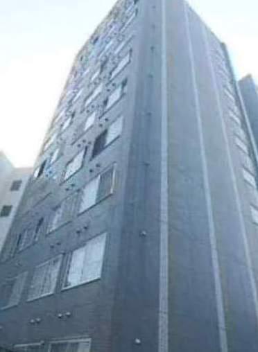 メゾンエクレーレ中の島