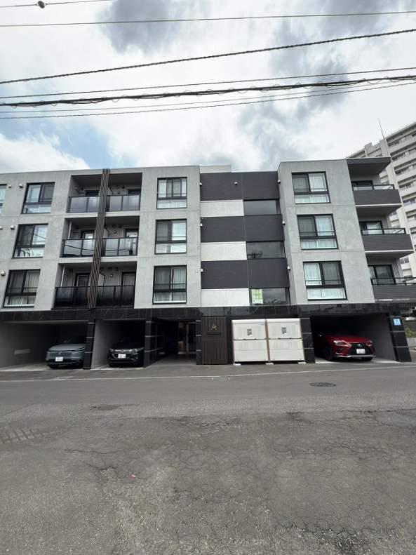 アルファスクエア福住2条