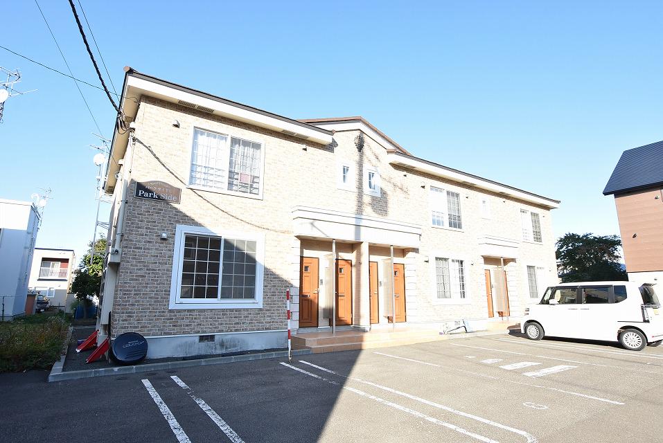 パークサイドC(2LDK/1階)