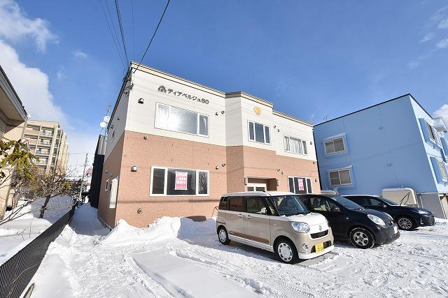 ディアベルジュ60(2LDK/1階)