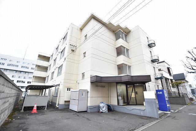 フローレス麻生