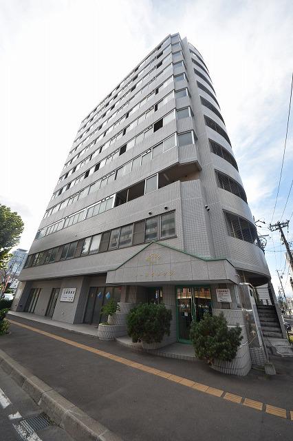 ノースビレッジ本江