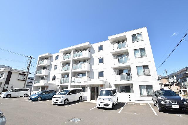 I CERA 北32条(2LDK/1階)