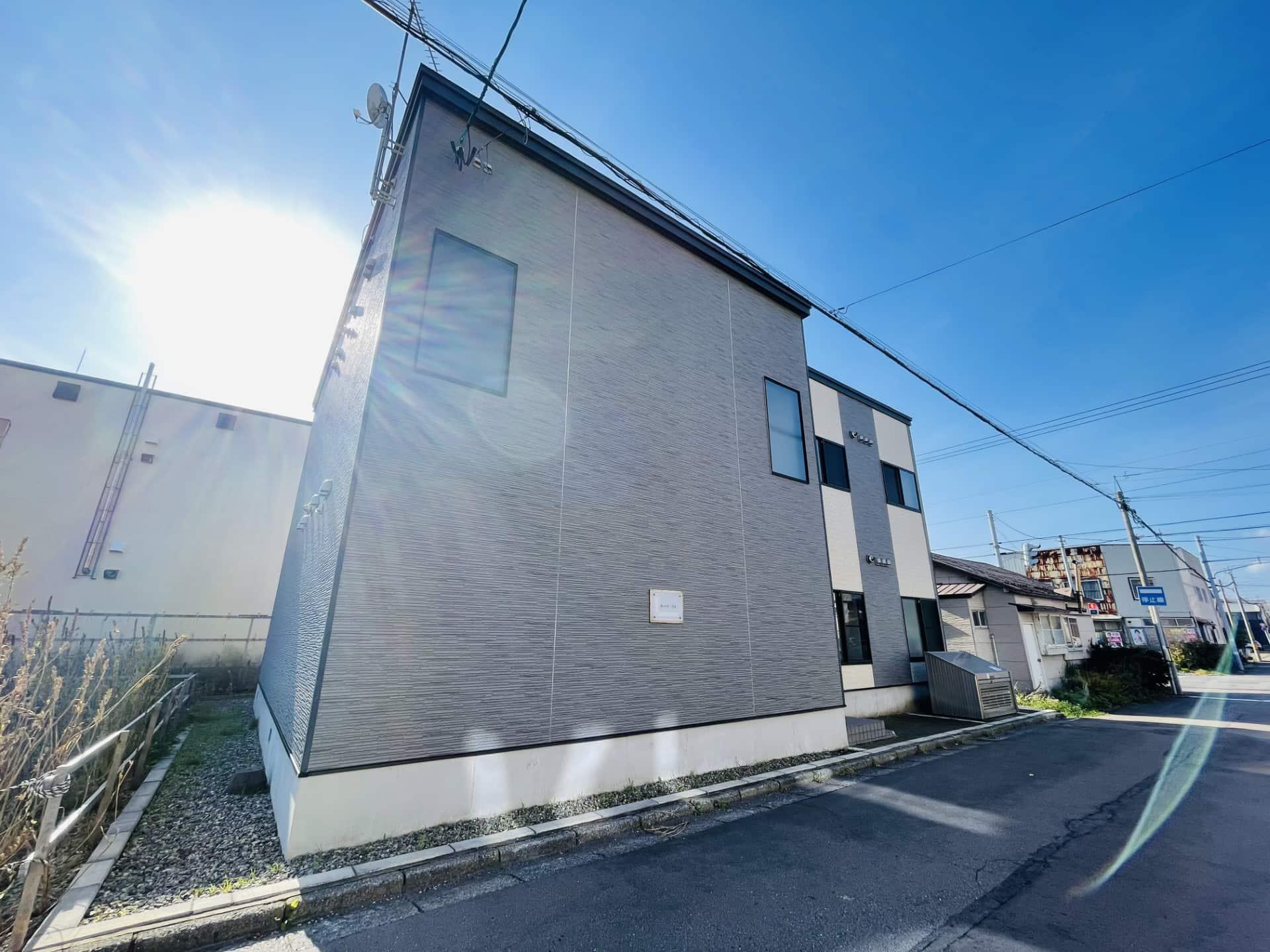 レオパレスローズ76