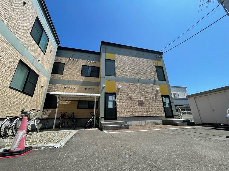 レオパレス日サルー時任町B