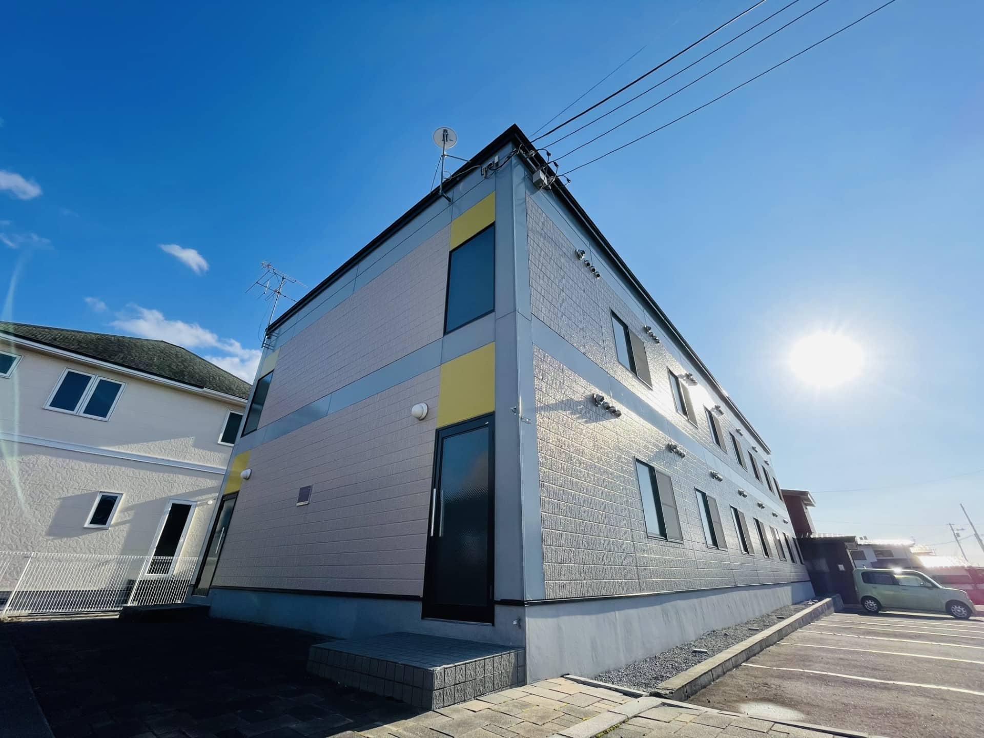 レオパレスプレミールS&N