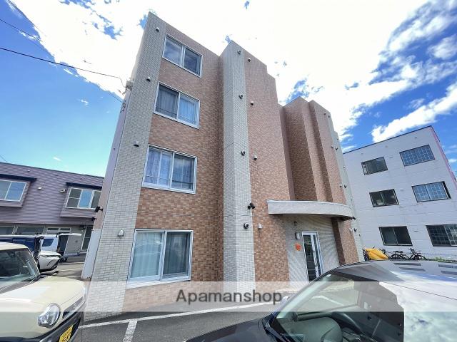 プルミエファースト