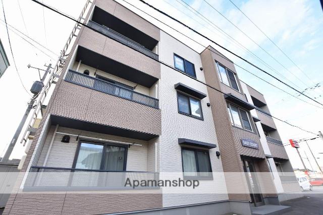 イーストコート