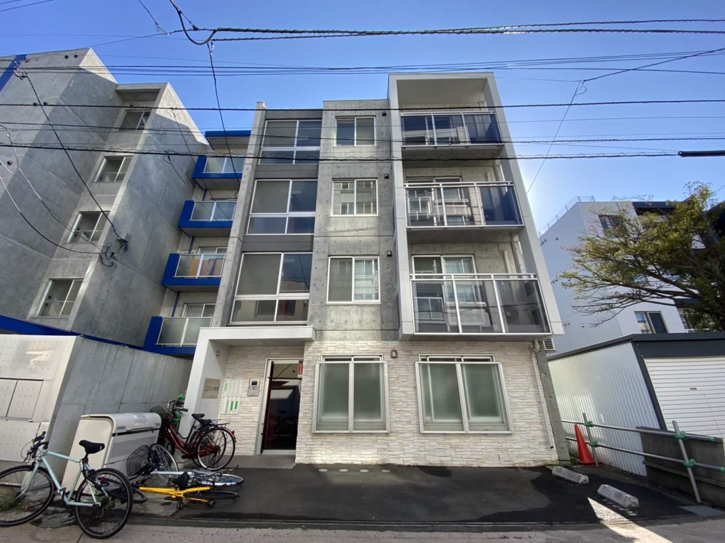 クリムゾン学園前