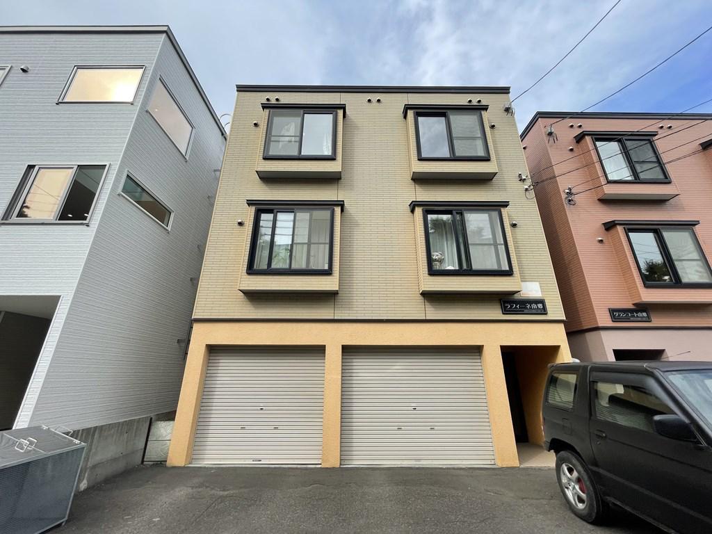 ラフィーネ南郷