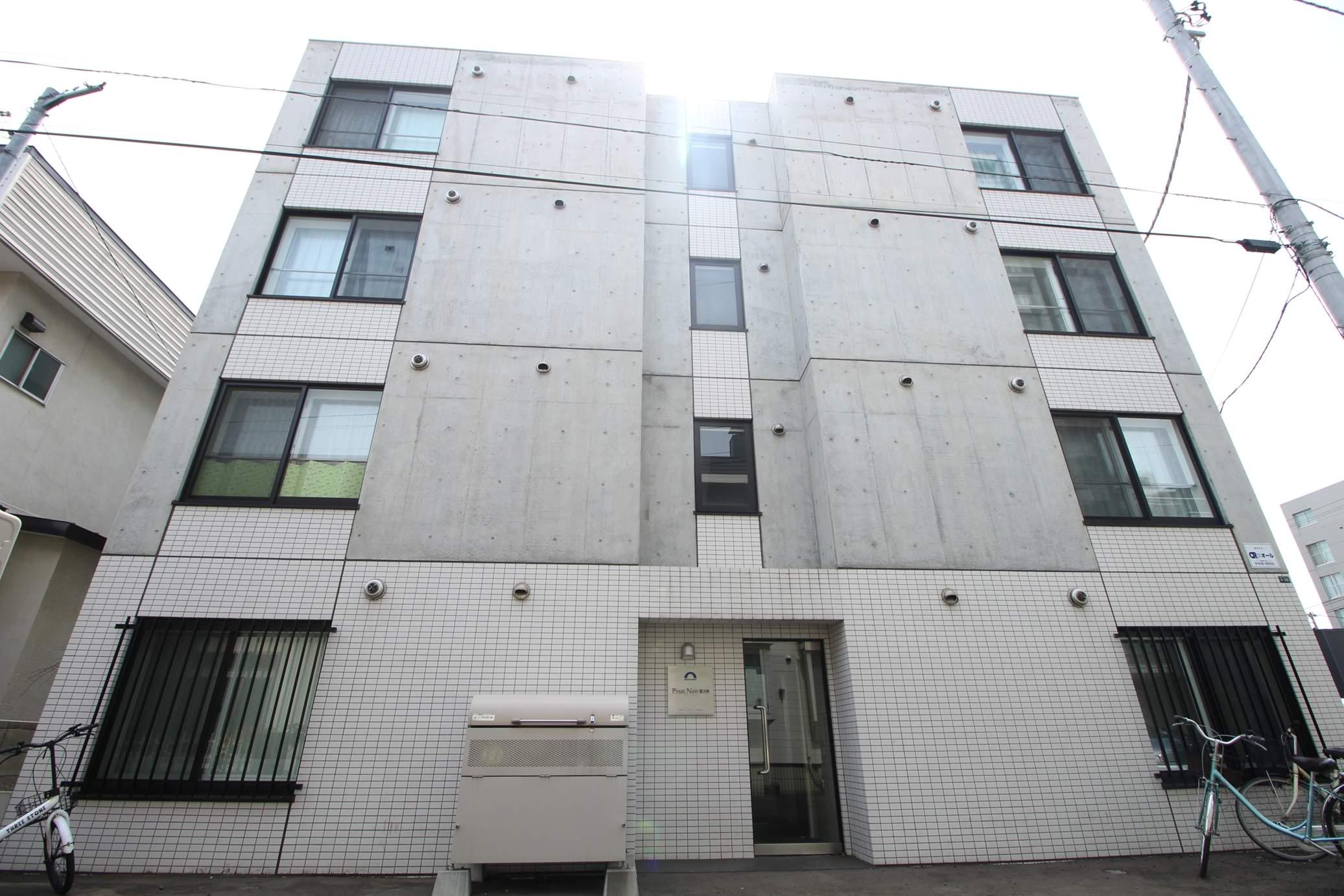 ピノ・ノワール医大前