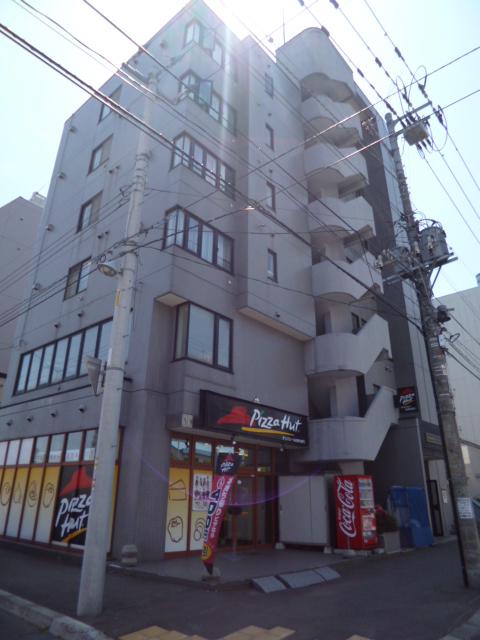 ローヤルハイツ南3条