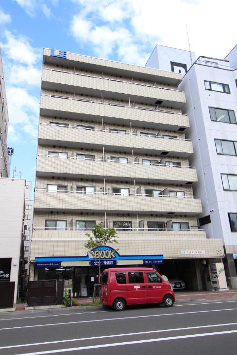 ノースポール北大前