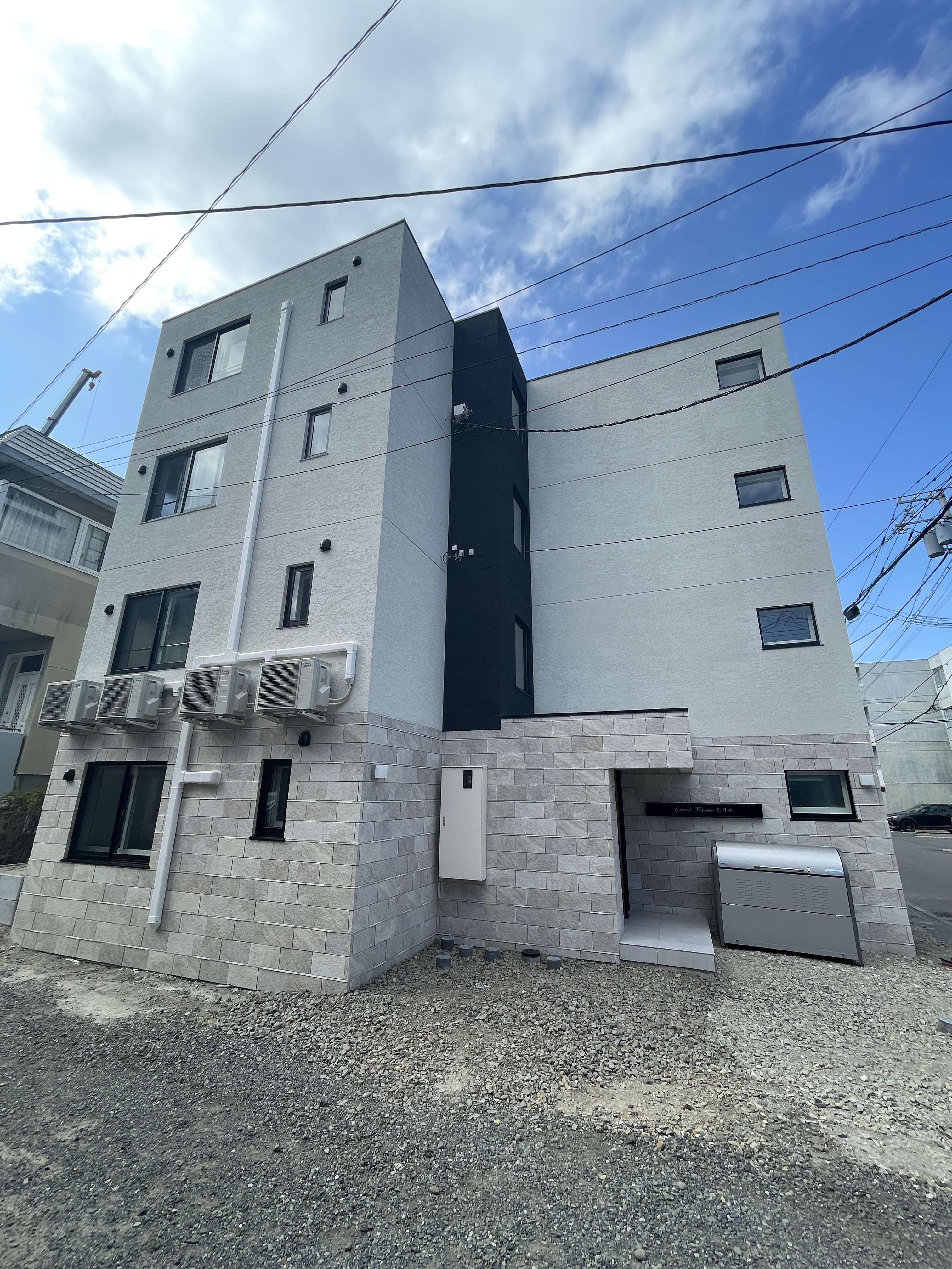 GRAND TERRACE北4条(1K/2階)