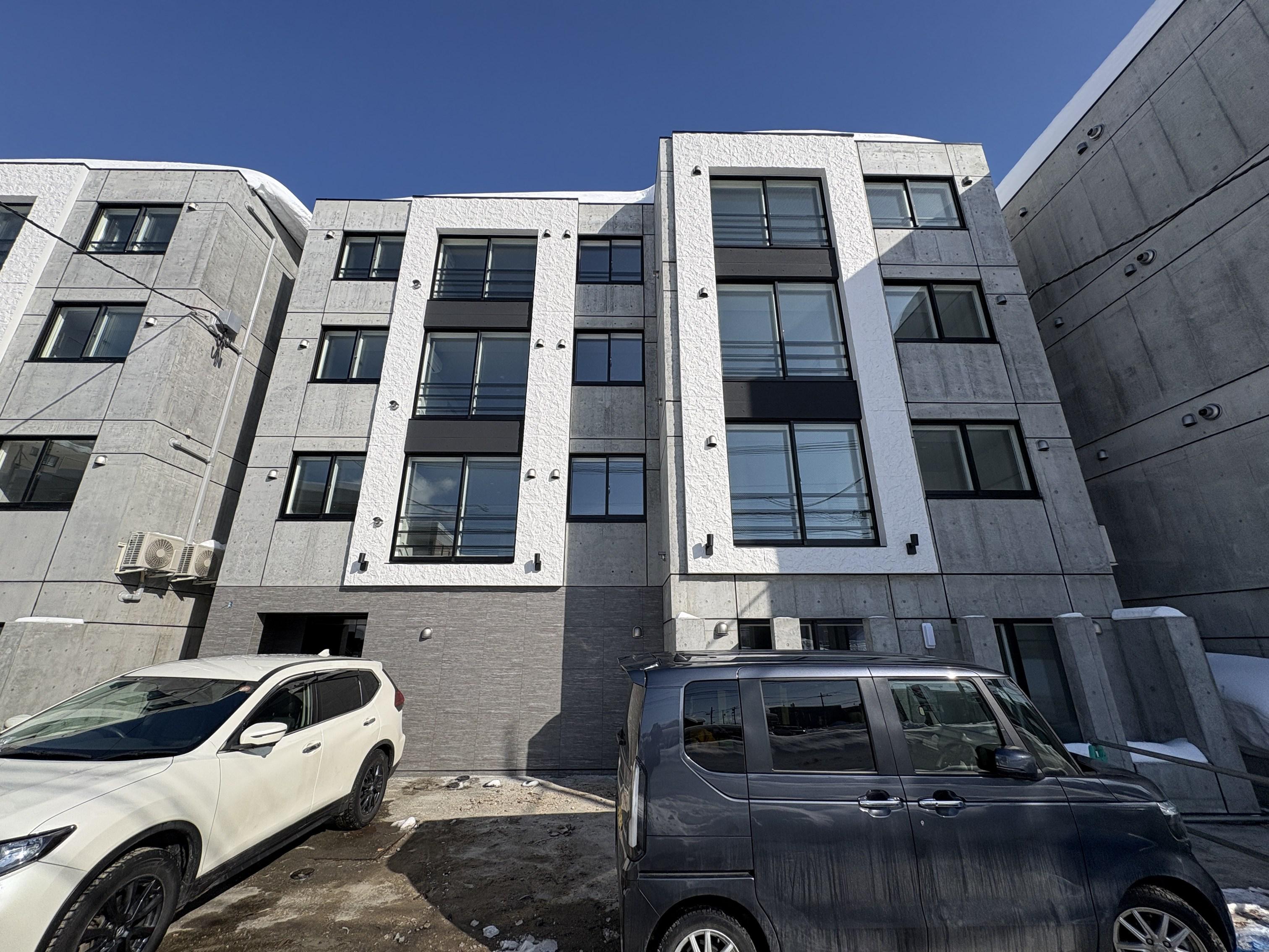 ラ・シュエット栄通C(2LDK/1階)