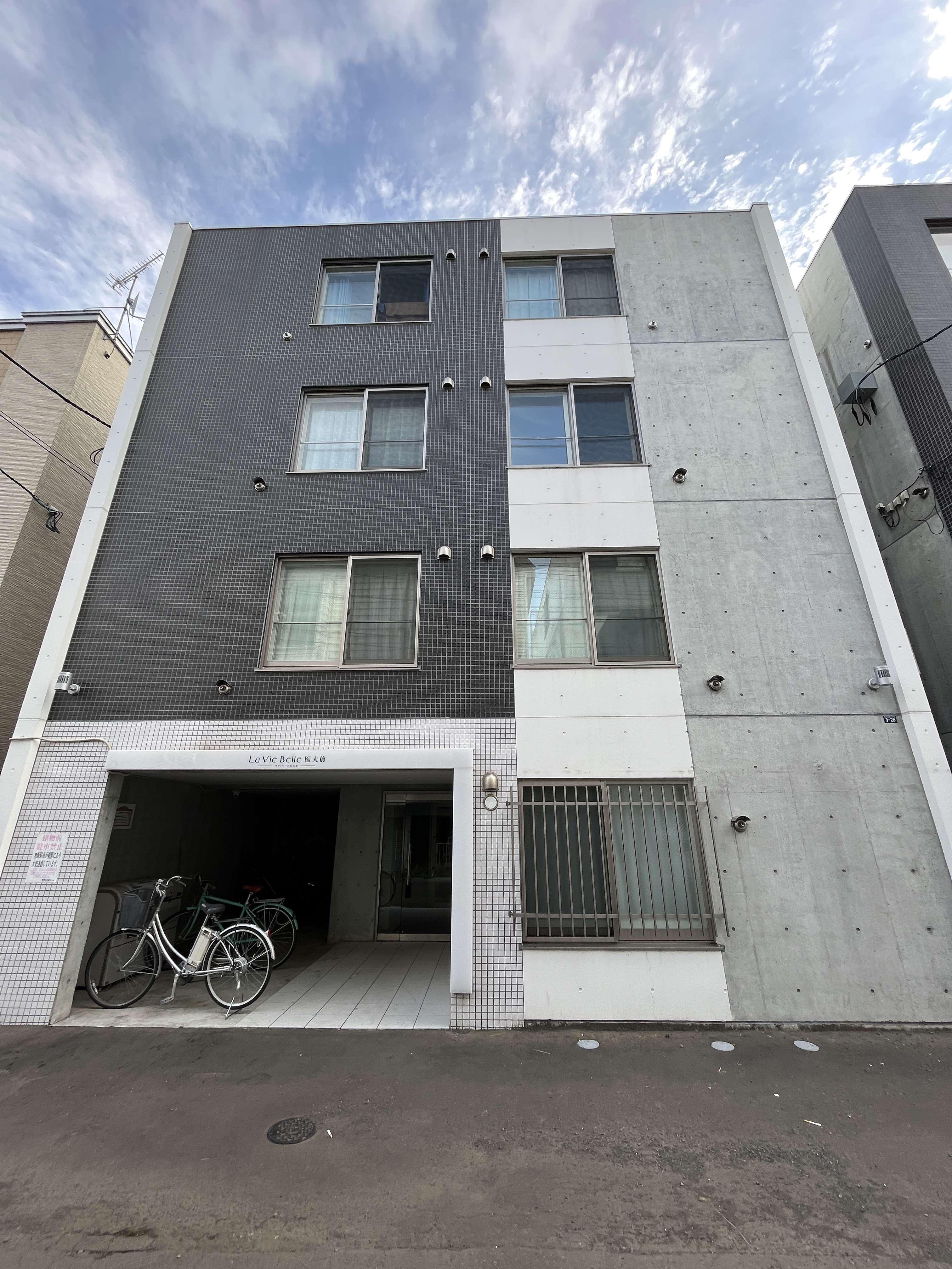 LA VIE BELLE医大前