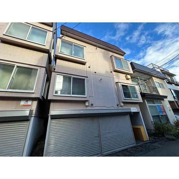 ロイヤルハウス南5条B