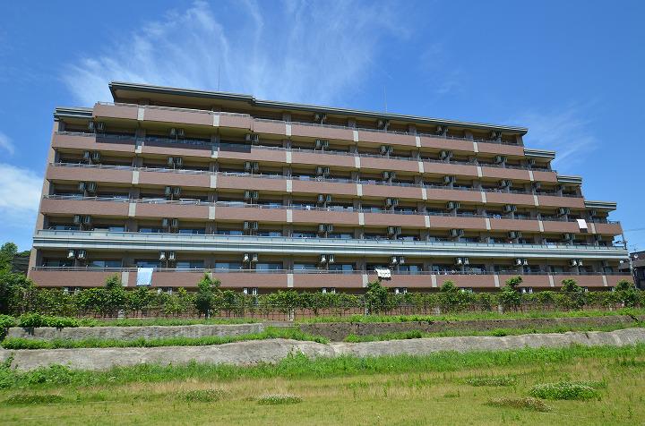 リビングステージ広瀬川