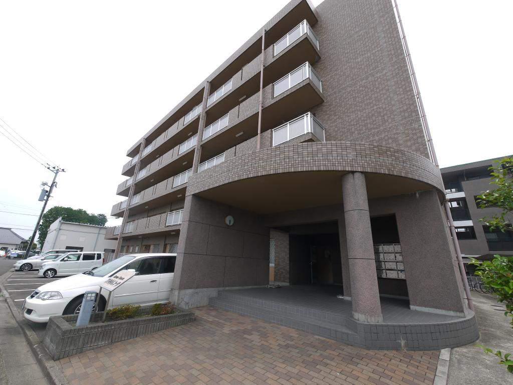 アトリウムコーツ