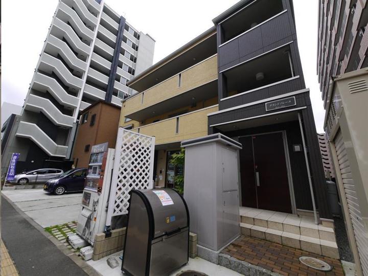 グ ラ ン ド ソ レ ー ユ