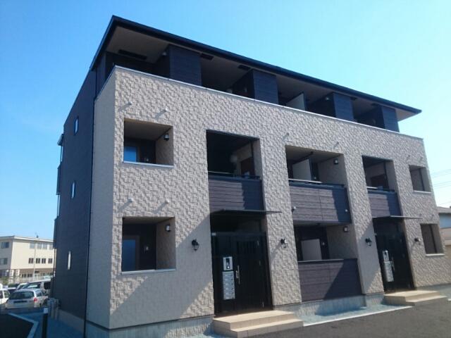 シャルール・エイト