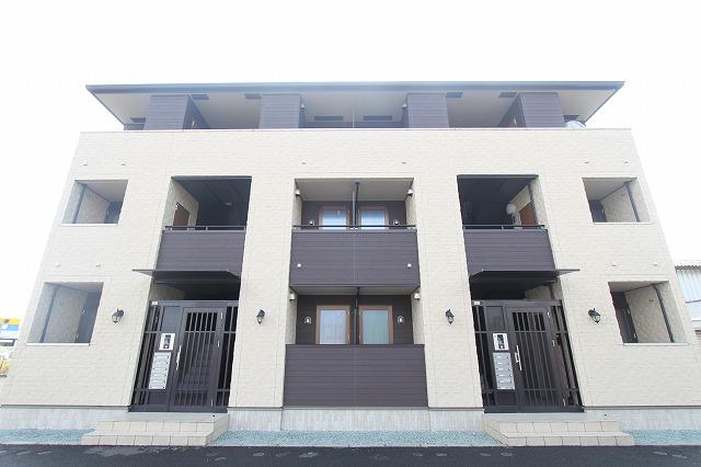 シャルール・エイト