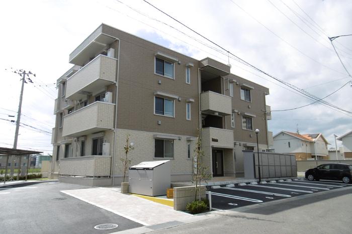 クレストコート岩切